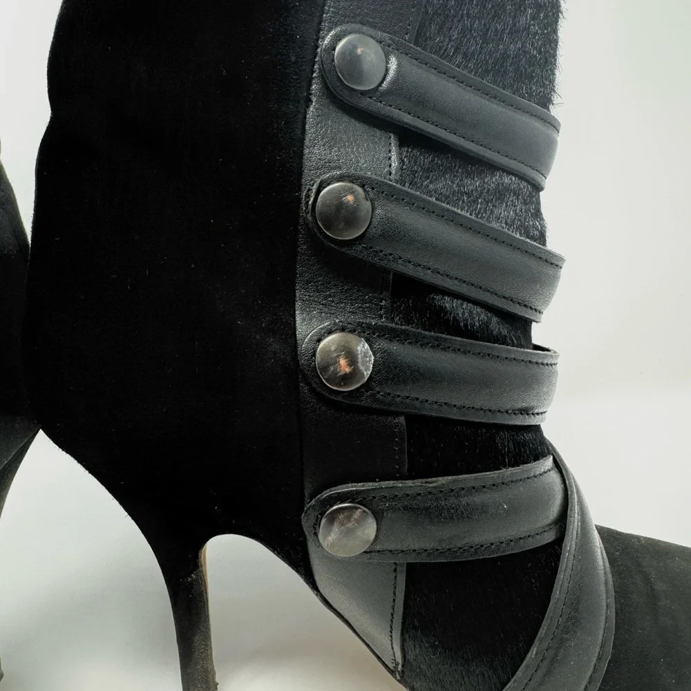 Isabel Marant Taylor Buckle Boots – Black Suede & Leather, Size 7 | 37